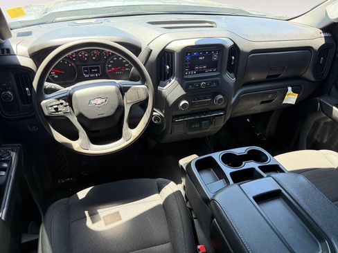 Used 2024 Chevrolet Silverado 1500 Custom w/ Dark Appearance Package RWD image 15