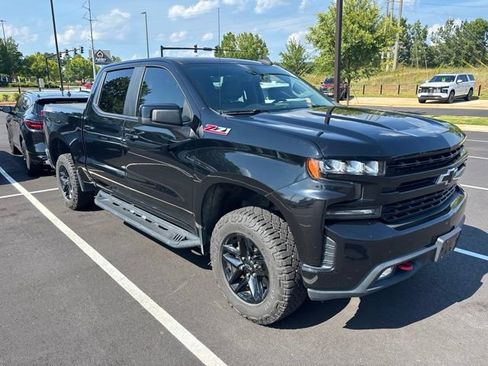 Used 2020 Chevrolet Silverado 1500 LT Trail Boss AWD/4WD image 3