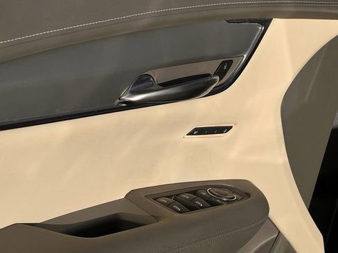 Certified 2022 Cadillac XT5 Premium Luxury image 21