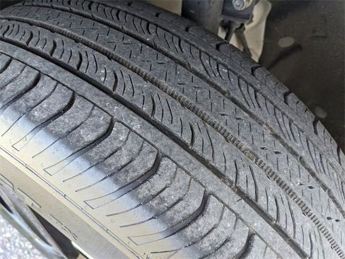 Certified 2022 Ford Maverick XL w/ Equipment Group 100A Standard image 34