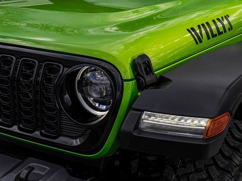 New 2026 Jeep Wrangler Unlimited Sport image 33