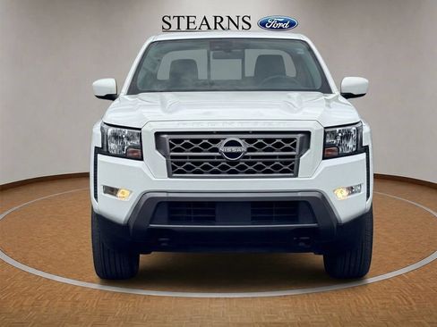 Used 2022 Nissan Frontier SV AWD/4WD image 5