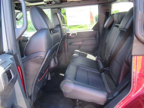 New 2026 Ford Bronco Raptor w/ Interior Carbon Fiber Pack AWD/4WD image 16