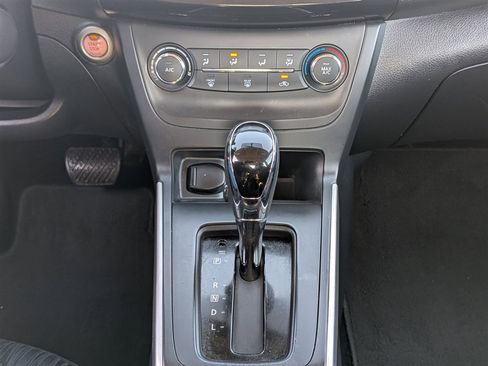 Used 2017 Nissan Sentra SV image 21
