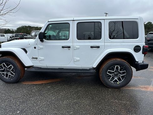 New 2026 Jeep Wrangler Sahara image 11