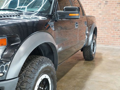 Used 2014 Ford F150 Raptor w/ Equipment Group 801A Luxury image 27