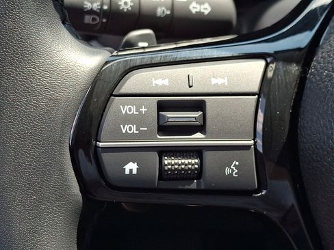 Certified 2025 Honda Pilot EX-L image 24