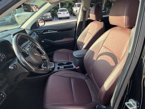 Used 2022 Kia Seltos SX w/ Sunroof Package AWD/4WD image 9