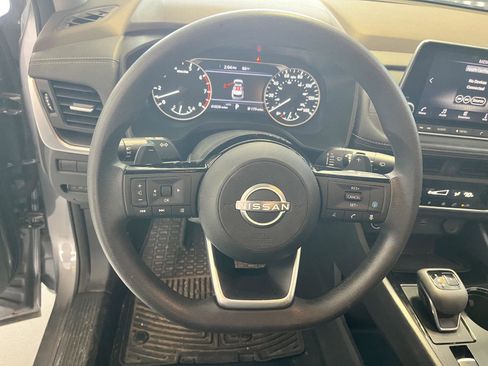Used 2023 Nissan Rogue SV AWD/4WD image 15