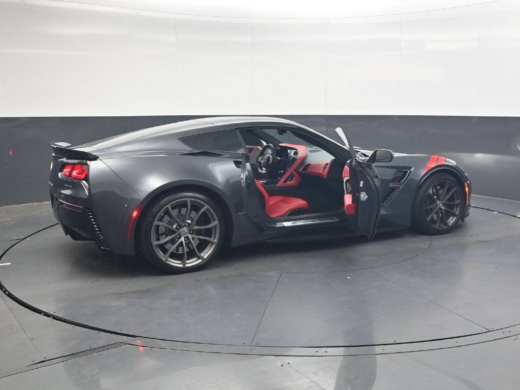 Used 2017 Chevrolet Corvette Grand Sport RWD image 36