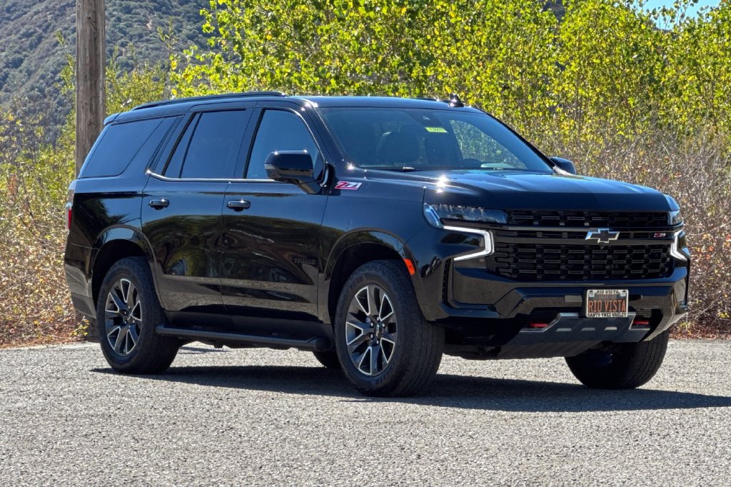 Used 2023 Chevrolet Tahoe Z71 w/ Z71 Off-Road Package AWD/4WD image 2