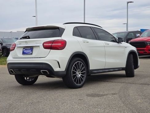 Used 2018 Mercedes-Benz GLA 250 4MATIC image 27