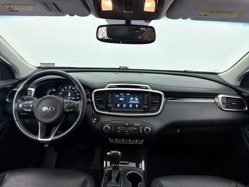 Used 2018 Kia Sorento EX image 21
