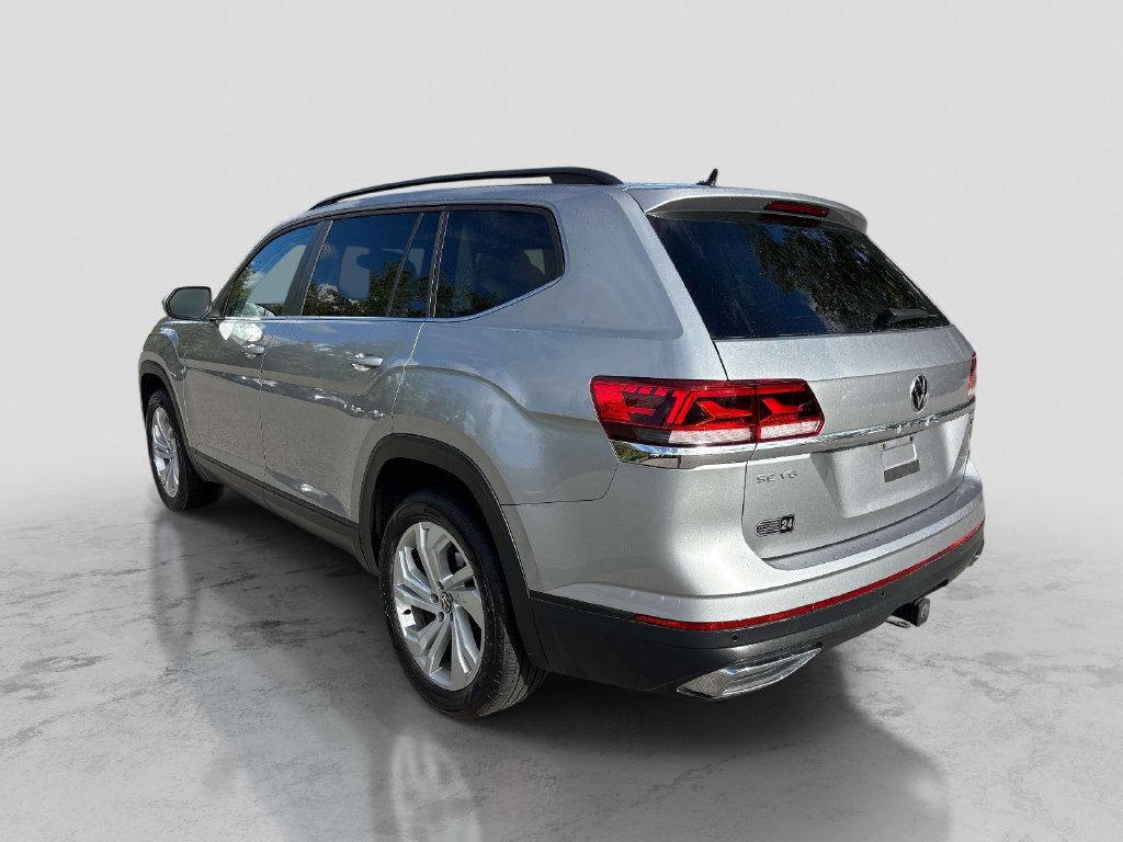 Certified 2023 Volkswagen Atlas SE w/ Panoramic Sunroof Package AWD/4WD image 3