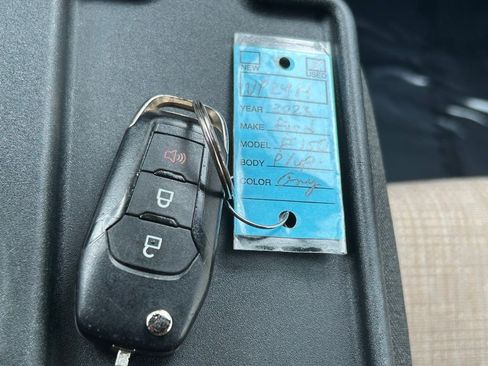 Used 2023 Ford F150 XLT image 43