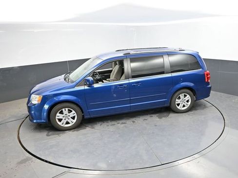 Used 2011 Dodge Grand Caravan Crew w/ Safety Sphere Group FWD image 37