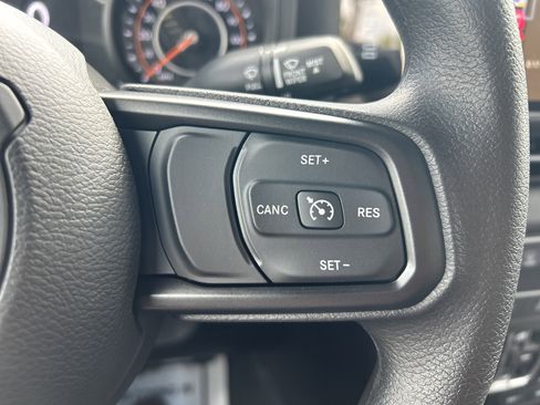 New 2026 Jeep Gladiator Sport image 18