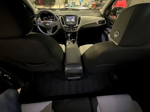 Used 2020 Chevrolet Equinox LS w/ LS Convenience Package image 28