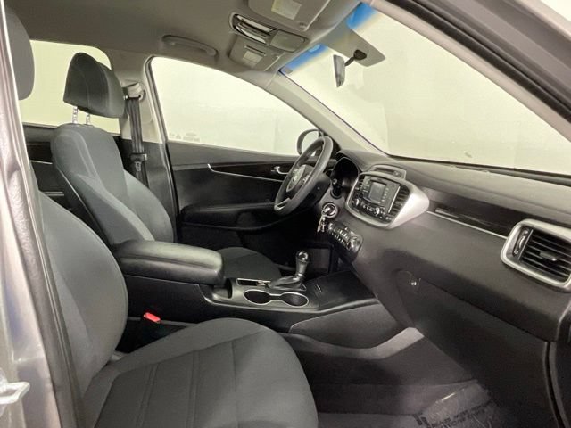 Used 2017 Kia Sorento AWD image 18