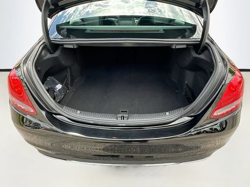 Used 2018 Mercedes-Benz C 300 4MATIC Sedan image 28