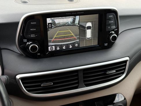 Used 2021 Hyundai Tucson Limited AWD/4WD image 17