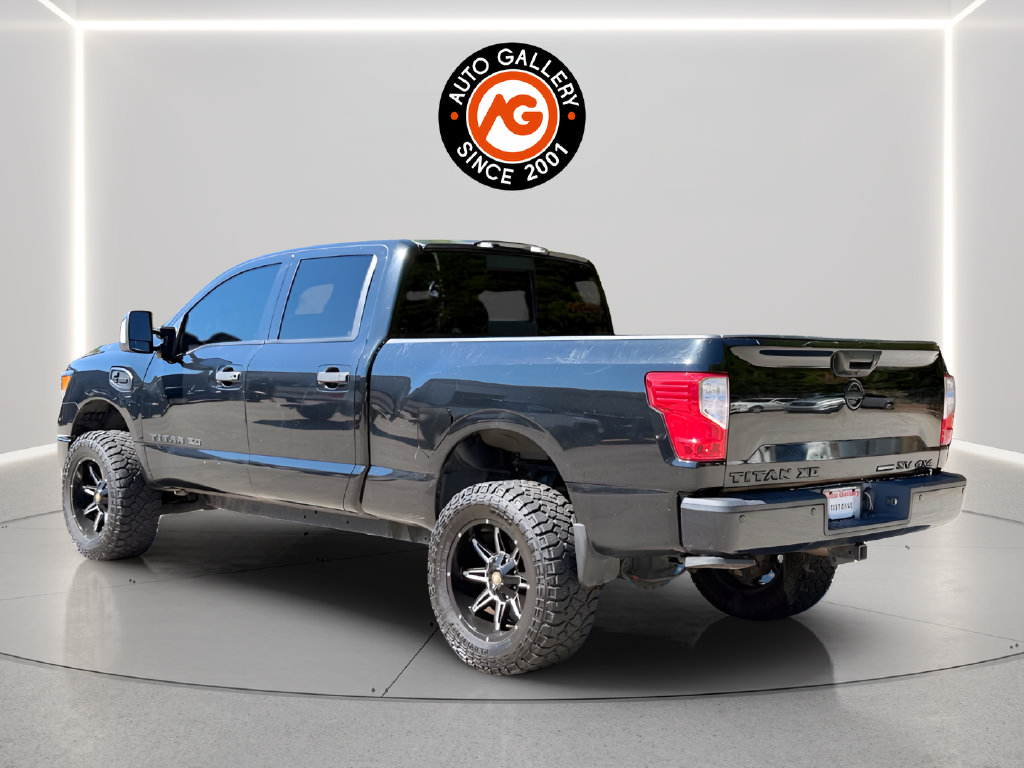 Used 2018 Nissan Titan SV w/ SV Convenience Package AWD/4WD image 5