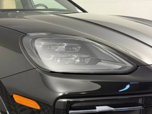 New 2026 Porsche Cayenne Coupe image 15
