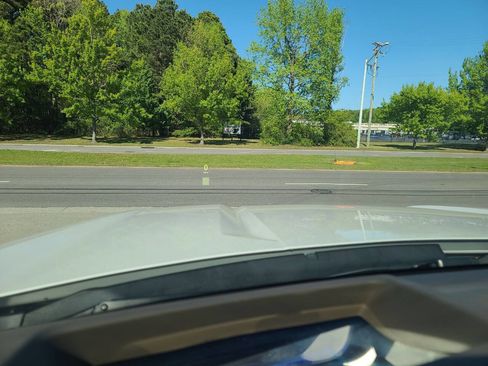 Used 2021 GMC Yukon XL Denali w/ Denali Premium Package image 36