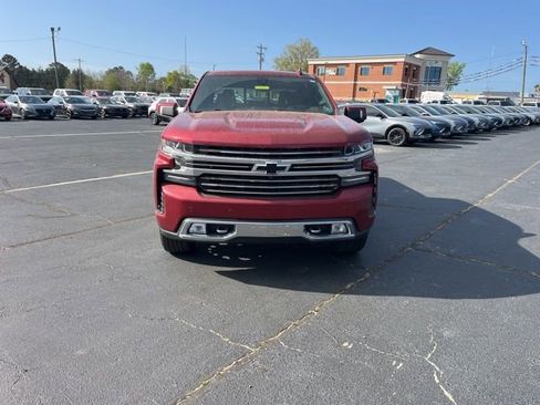 Used 2019 Chevrolet Silverado 1500 High Country w/ Technology Package AWD/4WD image 36