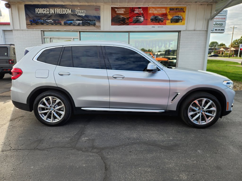 Used 2018 BMW X3 xDrive30i AWD/4WD image 2