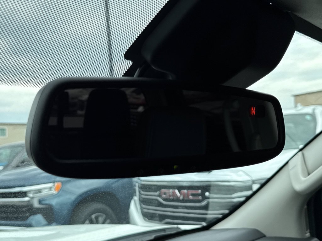 Used 2025 Nissan Frontier SV RWD image 22