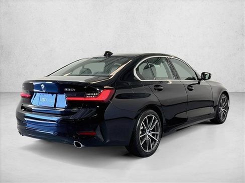 Used 2020 BMW 330i Sedan w/ Convenience Package RWD image 5