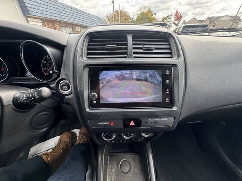 Used 2019 Mitsubishi Outlander Sport SE FWD image 26