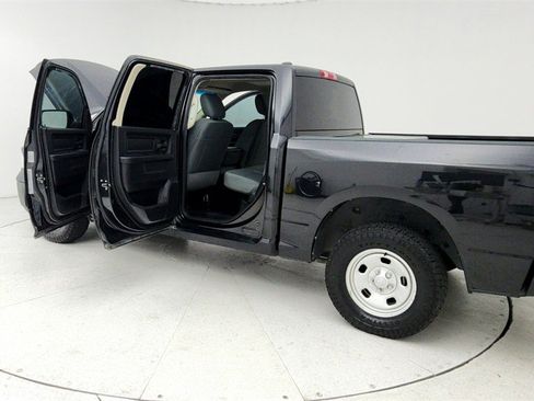 Used 2016 RAM 1500 Tradesman w/ Popular Equipment Group image 11