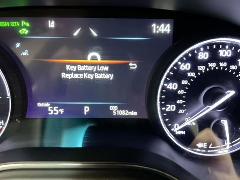 Used 2022 Toyota Avalon Limited w/ Advanced Safety Package image 13