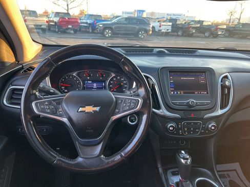 Used 2020 Chevrolet Equinox LT w/ Midnight Edition image 25