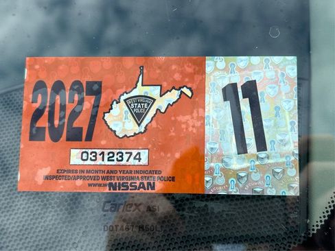 Used 2023 Nissan Frontier SV w/ Technology Package image 16