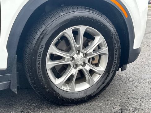 Used 2022 Hyundai Palisade SE FWD image 9