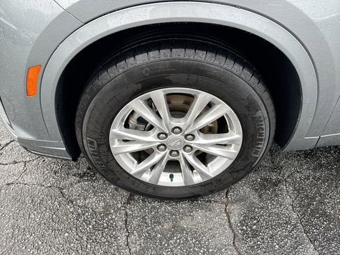 Used 2024 Cadillac XT6 Luxury image 12