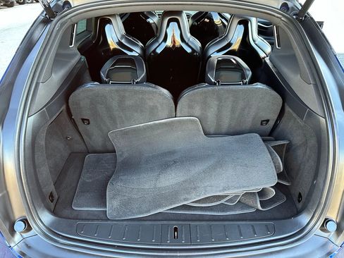 Used 2016 Tesla Model X 60D image 22