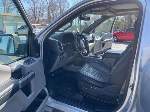 Used 2016 Ford F150 XLT w/ Equipment Group 302A Luxury image 19