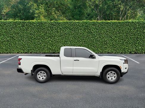 Used 2022 Nissan Frontier S w/ Technology Package image 2