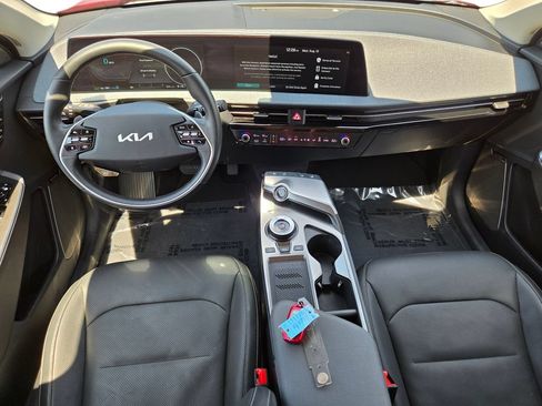 Certified 2022 Kia EV6 Wind RWD image 20