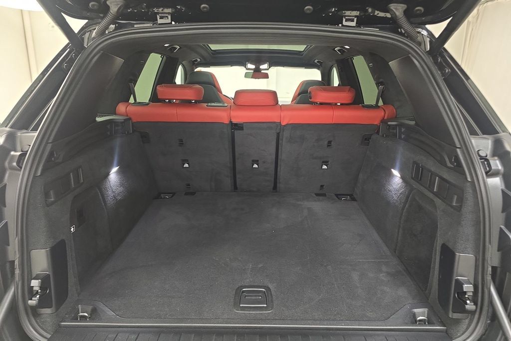Used 2021 BMW X5 M w/ Competition Package AWD/4WD image 30