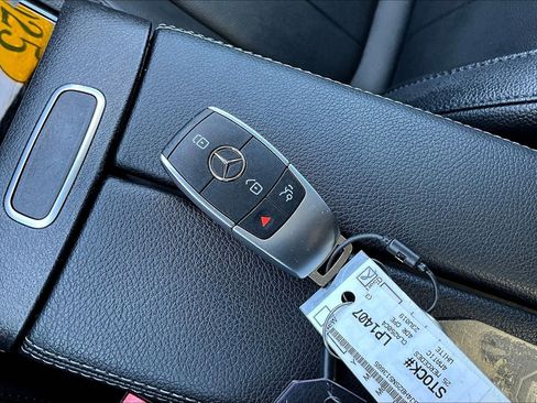 Used 2025 Mercedes-Benz CLA 250 4MATIC image 10