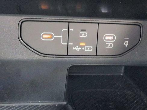 Used 2025 Kia Sorento SX FWD image 23