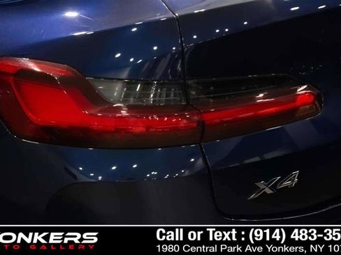 Used 2022 BMW X4 xDrive30i w/ M Sport Package image 15