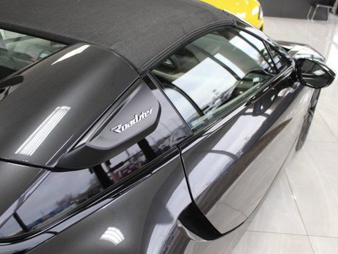 Used 2019 BMW i8 Roadster image 8