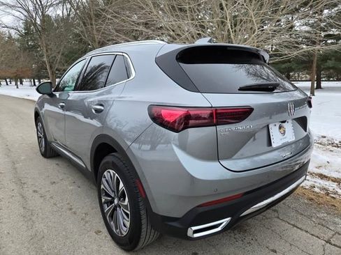 Used 2025 Buick Envision Preferred image 3