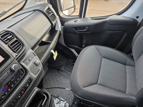 New 2026 RAM ProMaster 3500 w/ Convenience Group FWD image 11